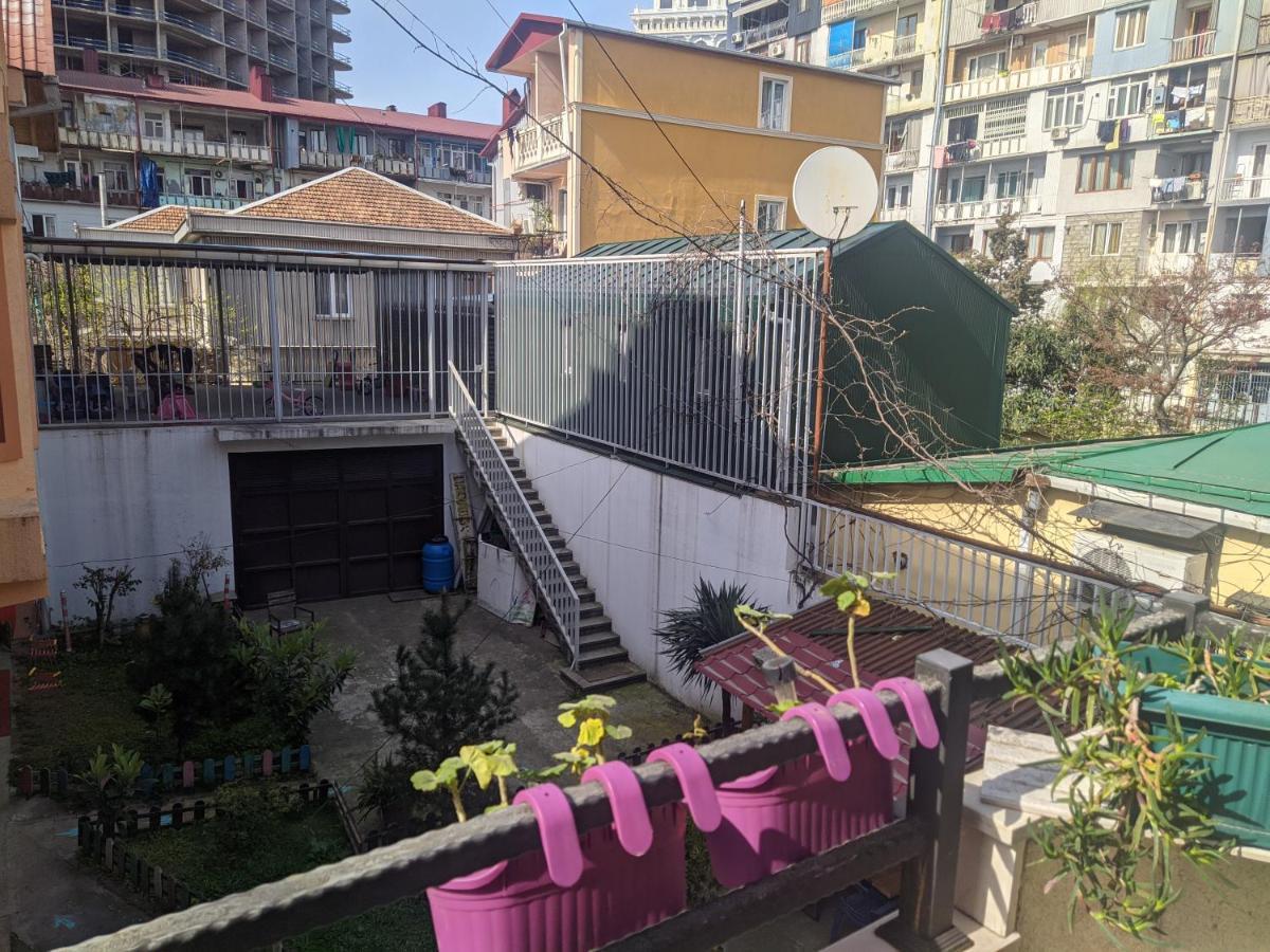 Guest House Kldiashvili Batoumi Extérieur photo