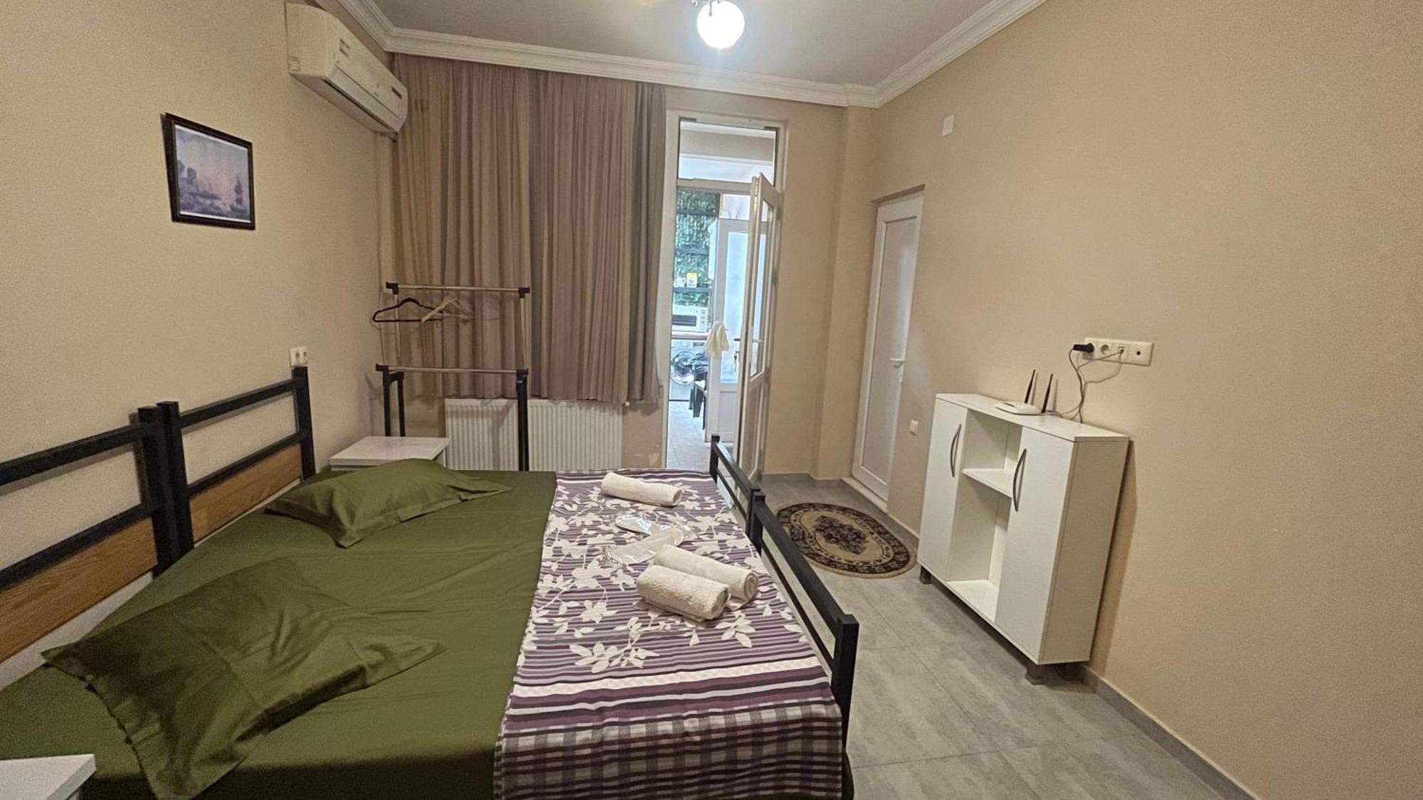 Guest House Kldiashvili Batoumi Extérieur photo