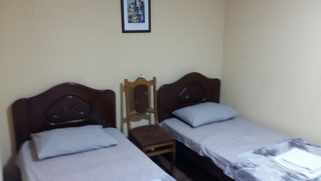Guest House Kldiashvili Batoumi Extérieur photo