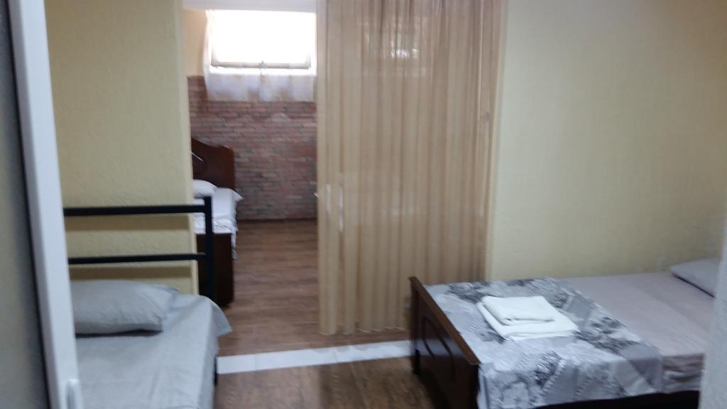 Guest House Kldiashvili Batoumi Extérieur photo